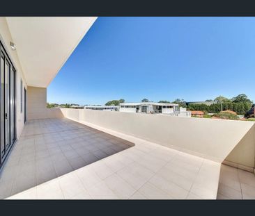 Luxrious Executive Living in Carlingford High Catchment - Photo 4