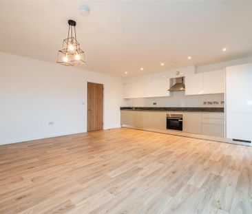 3 bedroom apartment to rent - Photo 6