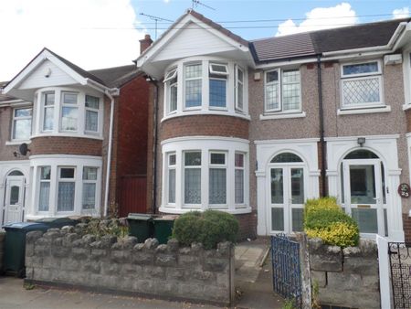 3 Bed End of terrace house For Rent - Photo 3