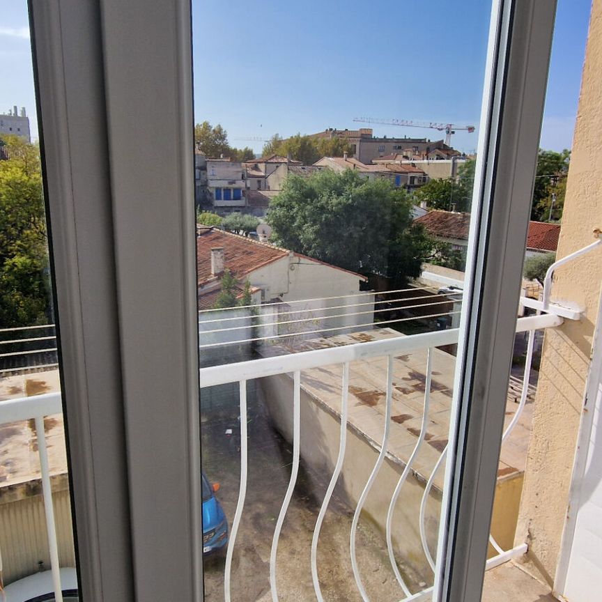 Marignane type 3 à louer boulevard de la Libération, - Photo 1