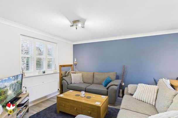 Scholars Walk, Quedgeley, Gloucester - Photo 1