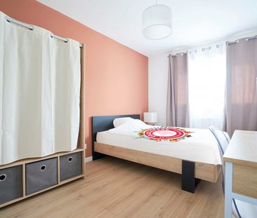 GENERAL FRERE G Roommate 3 Bedrooms at Amiens - Photo 2