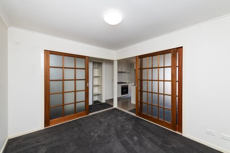 3/4 Ross Road, Queanbeyan NSW 2620 - Apartment For Rent | Domain - Photo 3