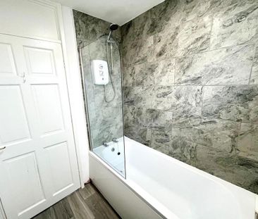 4 bedroom property to rent - Photo 2