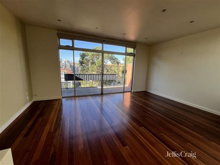 1/200 Pigdon Street, Carlton North VIC 3054 - Townhouse For Rent | Domain - Photo 2