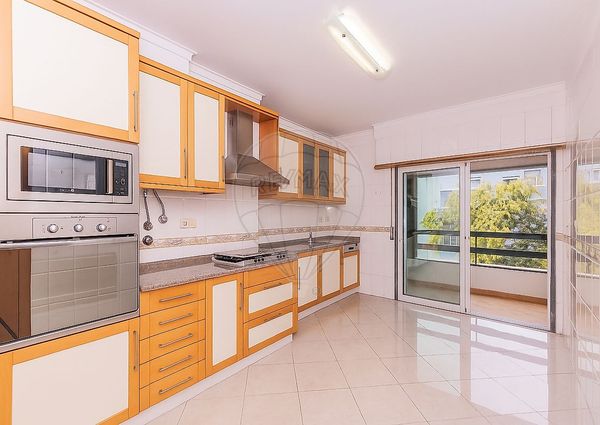 Apartamento T3 em Lisboa