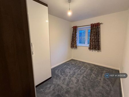 3 bedroom end of terrace house to rent - Photo 5