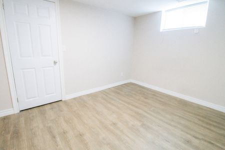 Spacious and Private 2-Bedroom Apartment in Welland! - Photo 2