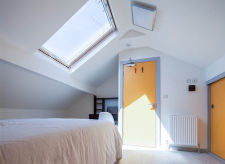 13 Brook Street, Huddersfield, HD5 - Photo 4