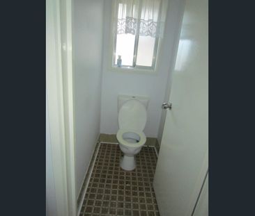 FAMILY HOME - Photo 6