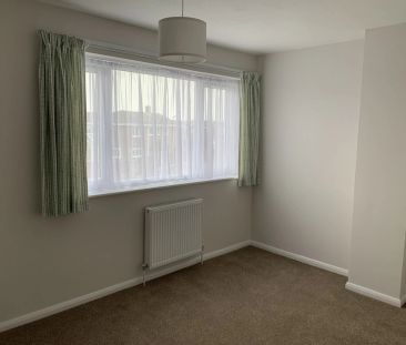 **NO DEPOSIT OPTION AVAILABLE** A stunning three bedroom family hom... - Photo 6