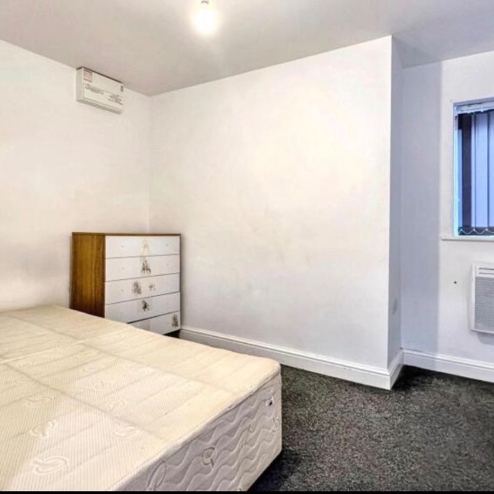 2 Bed Flat, Lodge Causeway, BS16 - Photo 1