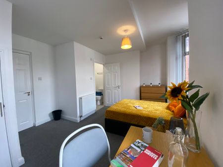 ensuite rooms in Coventry CV1 - Photo 4
