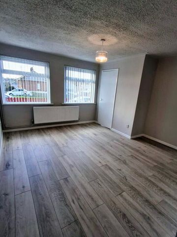 13 Mourne Crescent, Moneyreagh, Newtownards, BT23 6BG - Photo 3