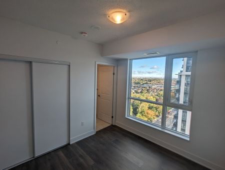 For Lease - 202 Burnhamthorpe Road Unit# 1607, Mississauga, Ontario - Photo 2