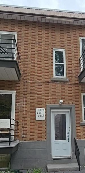 Superbe 3 1/2 fraîchement rénové à Rosemont - Photo 1