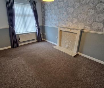 2 bedroom semi-detached house to rent - Photo 3