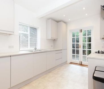 2 bedroom terraced house to rent - Photo 5