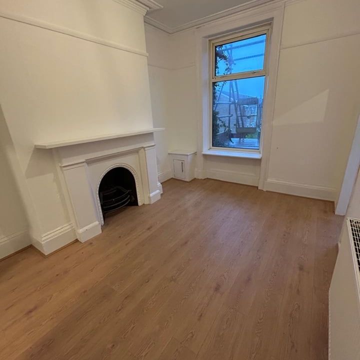 1 Bed Flat, Martins Lane, CH44 - Photo 1