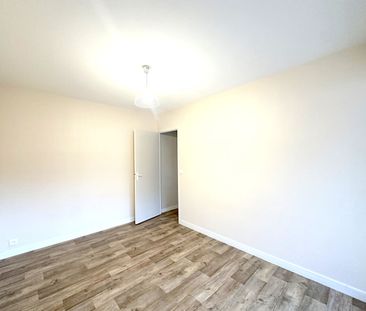 Location Appartement 2 pièces 51m² - Photo 4