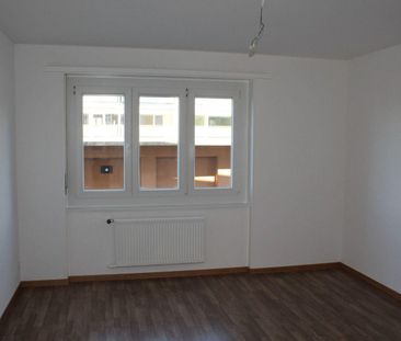 Rent a 3 rooms apartment in Courgenay - Photo 5