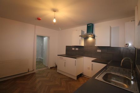 House For Rent Penybryn Terrace, Mountain Ash - Photo 4