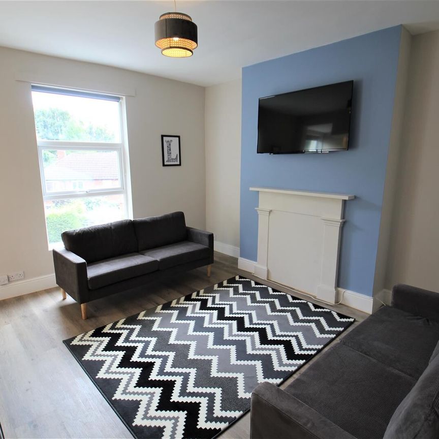 Cliff Road, Woodhouse, LS6 2ET, Leeds - Photo 1