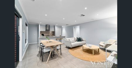 Family living in Woodlands Edge Estate - Photo 2