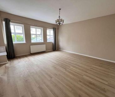 Bath Road, Bournemouth, BH1 - Photo 2