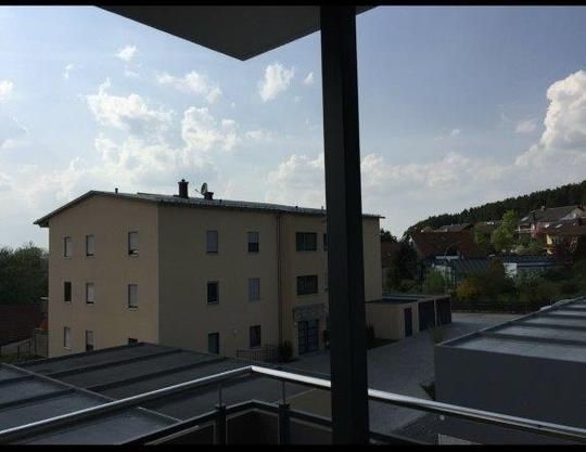 Geschmackvolle 2,5-Zimmer-Wohnung mit Einbauküche in Wackersdorf - Foto 1