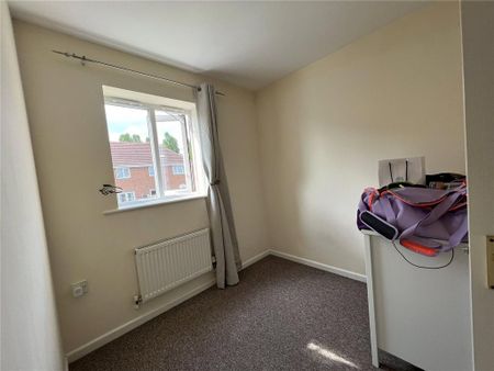 3 bedroom semi-detached house to rent - Photo 3