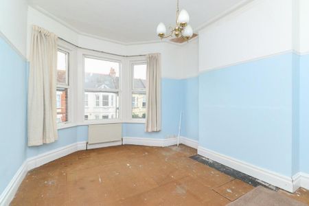 5 bedroom terraced house to rent - Photo 3