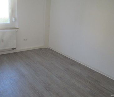 Renovierte 3 - Zimmer Wohnung mit Balkon in ruhiger Stadtlage - Photo 3