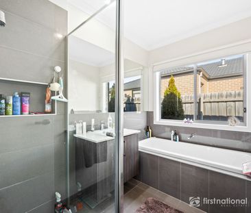 Spacious Family Haven - Photo 6