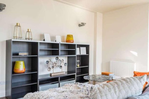 City Road, Old Street, EC1V - Photo 1