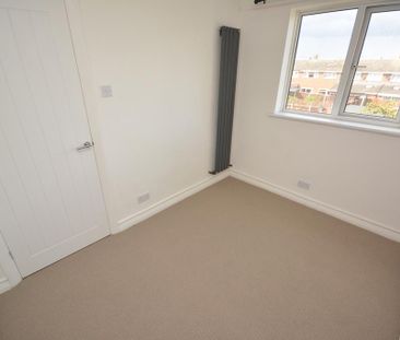 2 bedroom maisonette to rent - Photo 4