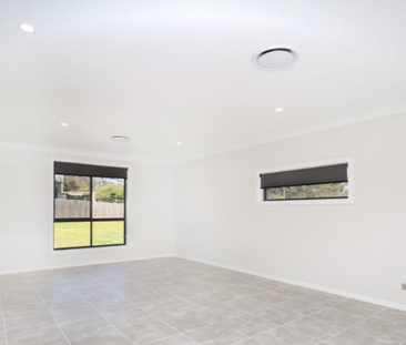 3 Cottonwood Close, Bolwarra Heights NSW 2320 - House For Rent | Do... - Photo 3