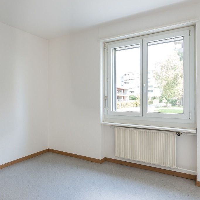 Fancy a change of scenery? Living with ideal transport links. - Photo 1