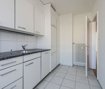 Komfortabel wohnen in gepflegtem Mehrfamilienhaus - Photo 1