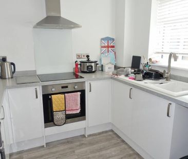 2 bedroom terraced house to rent - Photo 5