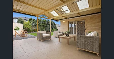 Grand Family Residence in Prestons - Photo 4