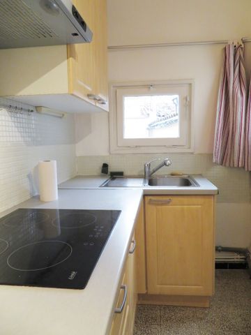 T3 Nîmes-centre, 560€, Rue de la Madeleine, 47m² - Photo 4