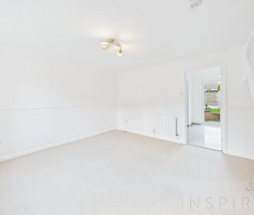 2 bedroom semi-detached house to rent - Photo 6