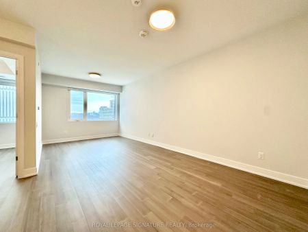 664 Spadina Avenue #1002 - Photo 2