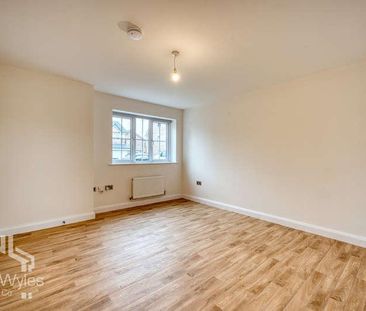 Fallow Avenue, Poulton, FY6 - Photo 2