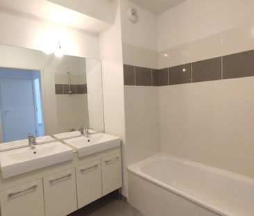 Location Appartement 4 pièces 80m² COLOMIERS 31770 - Photo 4
