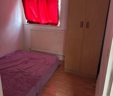 1 Bed Flat, Livingstone St, LE3 - Photo 3