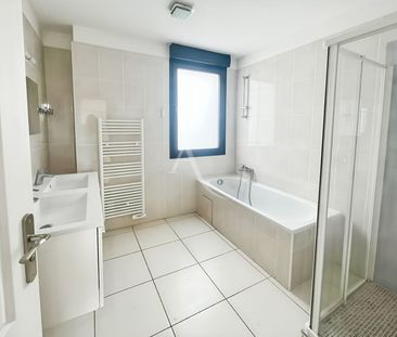 Location Maison 5 pièces 130m² - Photo 6