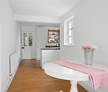 2 bedroom semi-detached house to rent - Photo 3