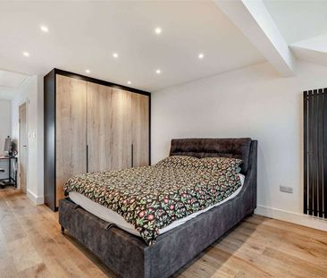 An outstanding high-quality family home perfectly positioned in the... - Photo 4